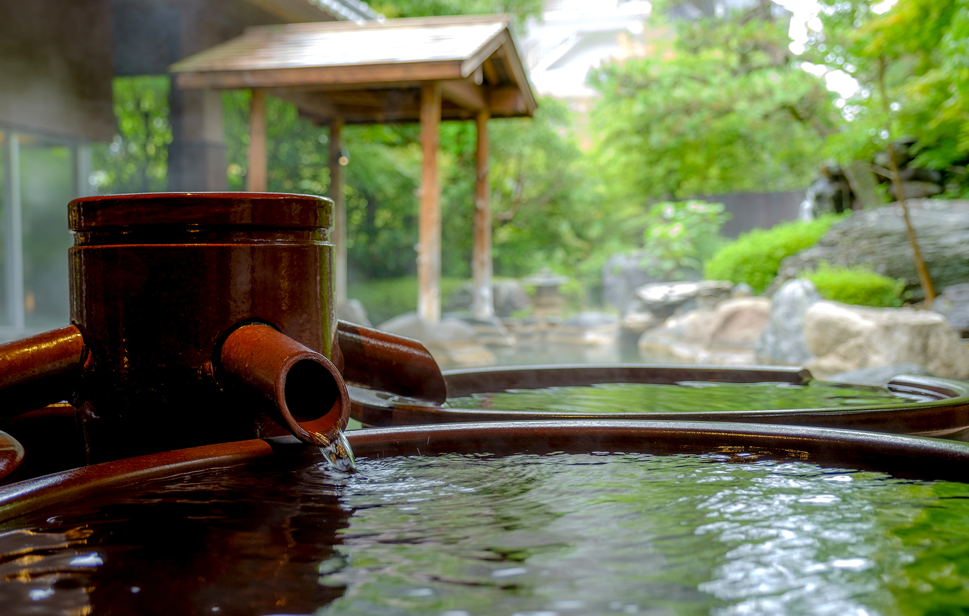 女性限定のバラ風呂